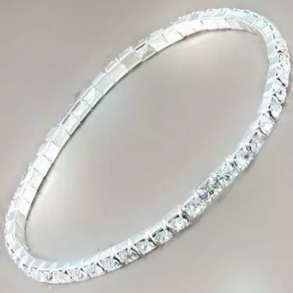 💖 Crystal Ankle Bracelet 8 1/2”-10” stretchy NEW - Picture 3 of 12